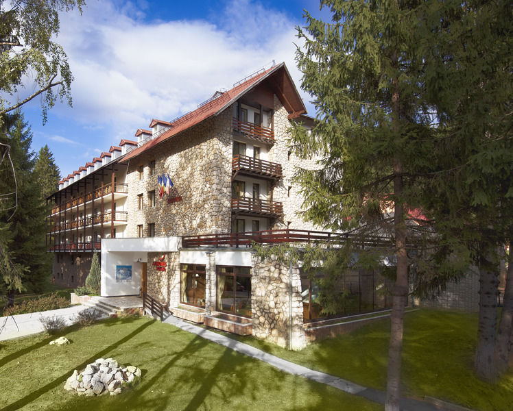 Ana Hotels Bradul Brassópojána Kültér fotó